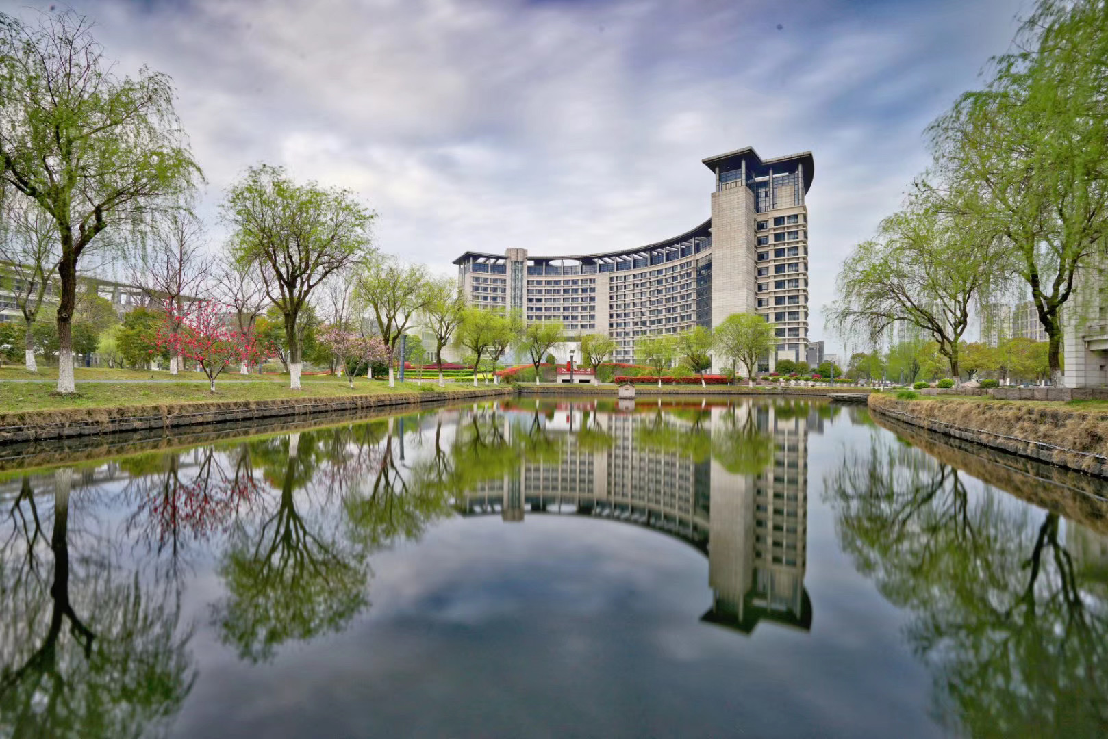 浙江工商大学共同富裕统计监测与智能治理实验室获批教育部第二批哲学社会科学实验室