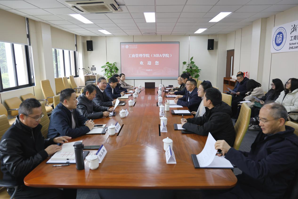 校党委书记傅关福赴管理学院开展高质量发展专题调研